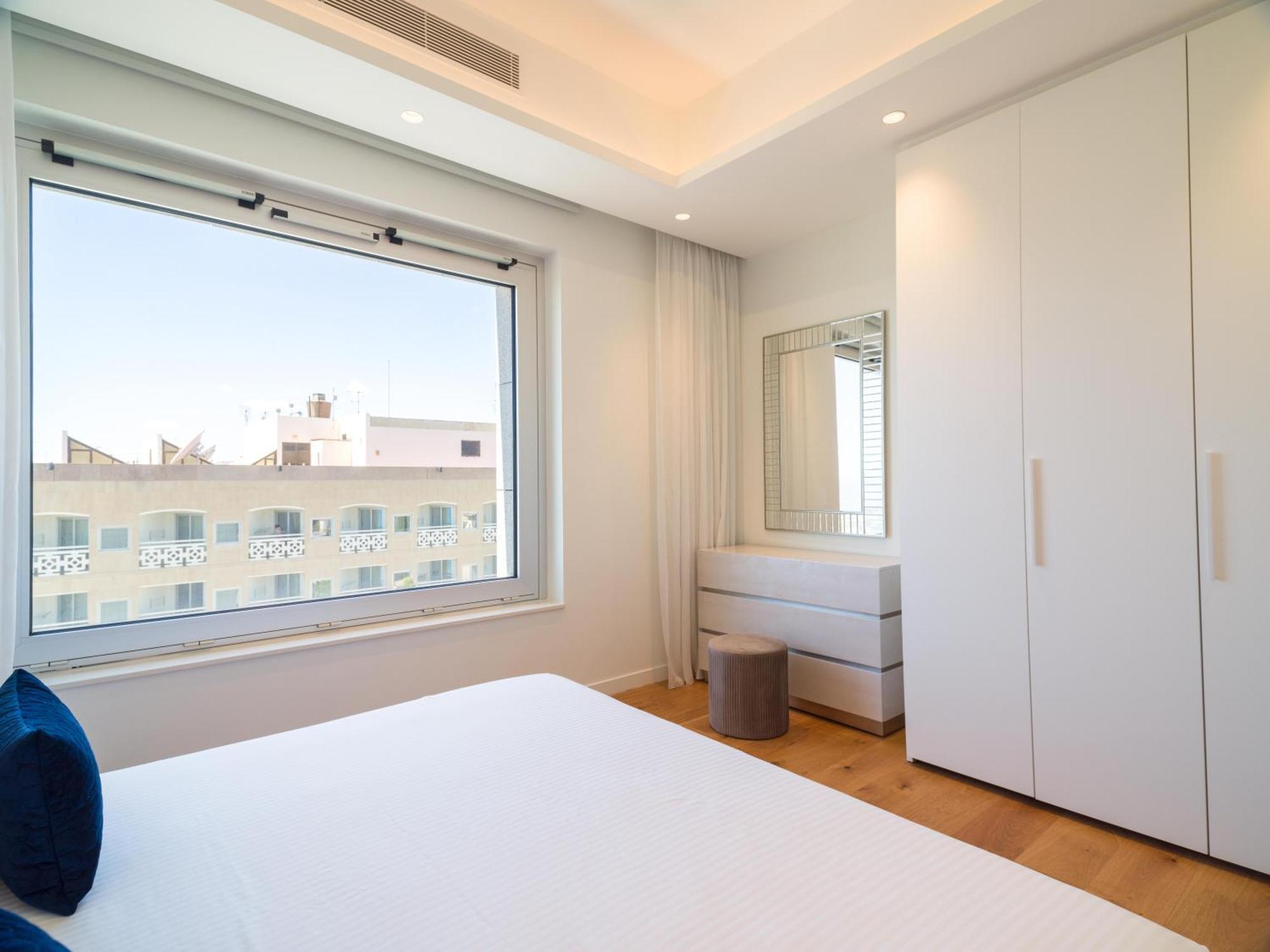 The Tower At St Raphael Resort Limassol Room photo